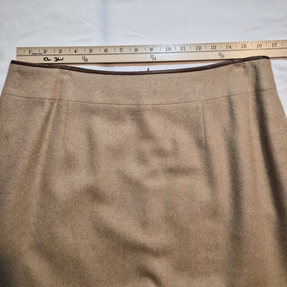 Talbots Petites 100% Camel Hair Skirt with Leather Trim - Made in Italy - 14P - Picture 4 of 8
